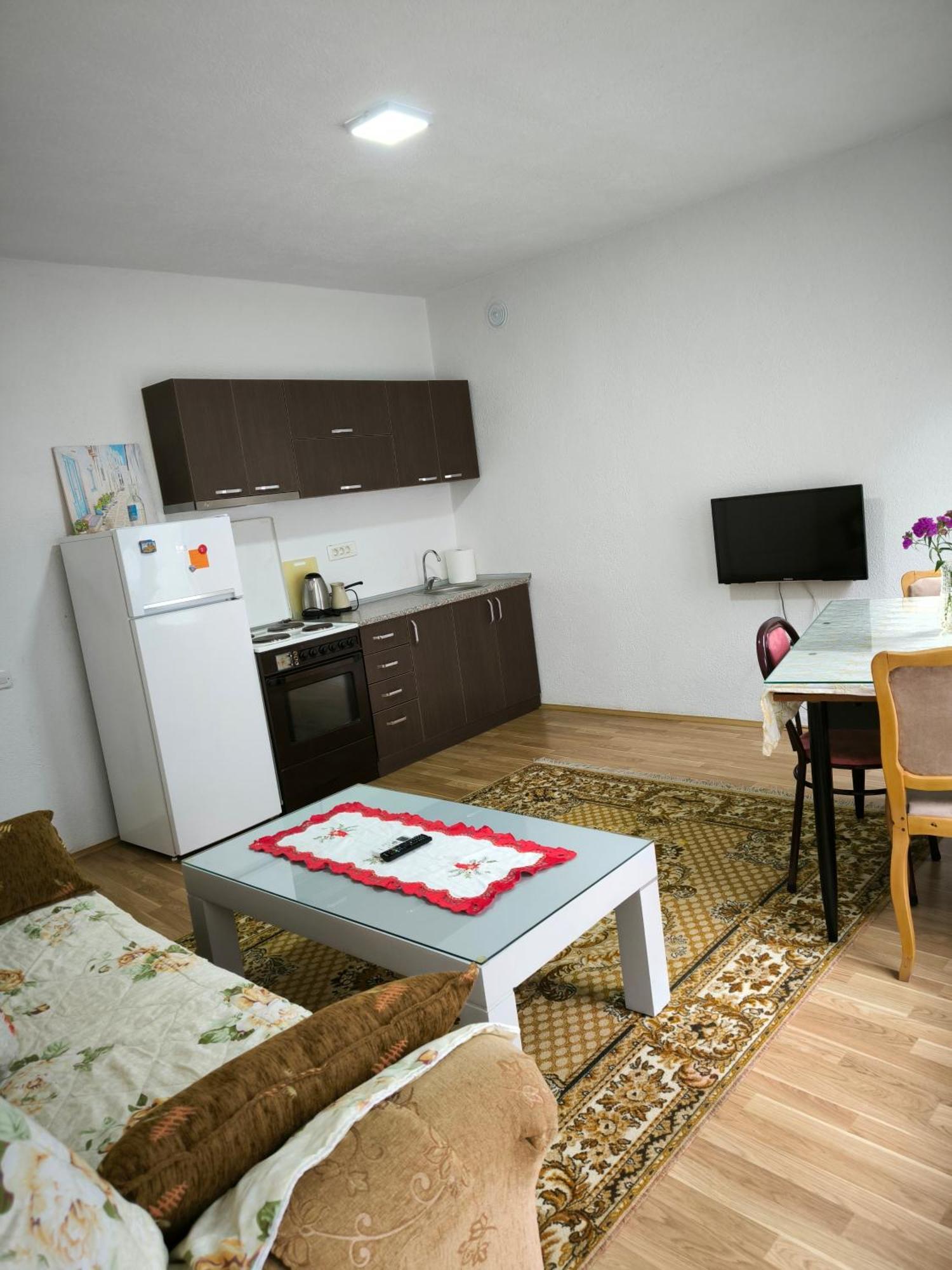 Ristevski Apartment Бітола Екстер'єр фото